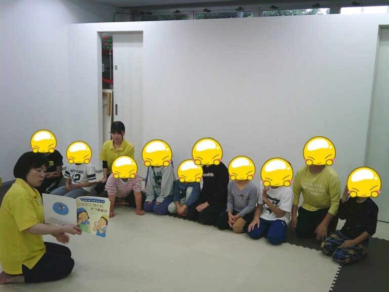 11月６日 （木）　　動物ごっこ☆うさぎとかめ　児童発達支援・幕張本郷・千葉市